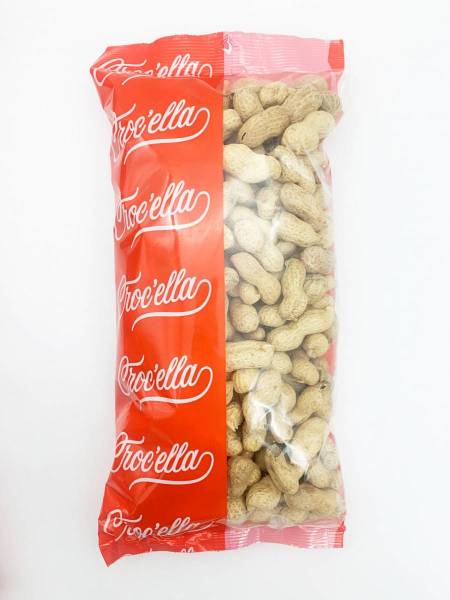 shelled peanuts in a 500g bag
