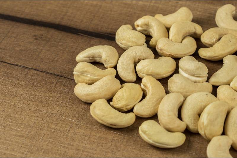 Shelled cashew nuts w240 from Vietnam